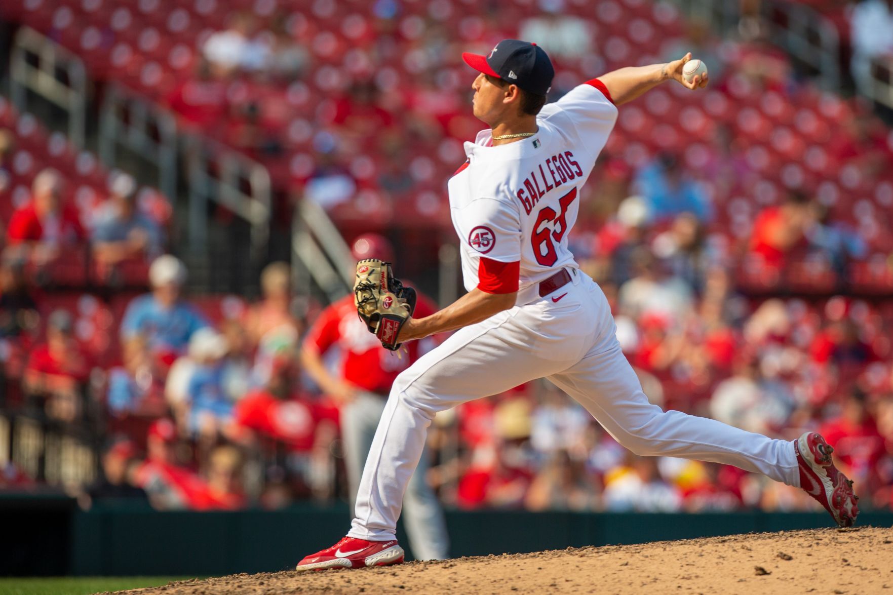 Cardinals take on Reds